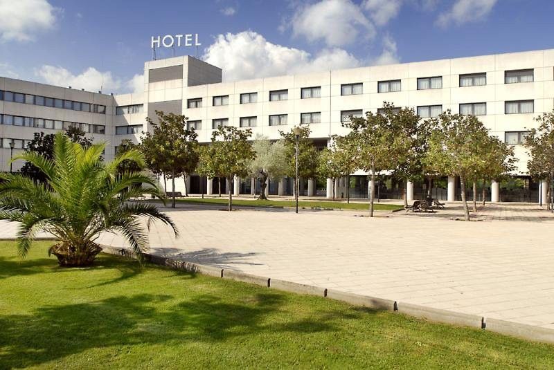 Готель Exe Campus Серданьола-дель-Вальєс Екстер'єр фото